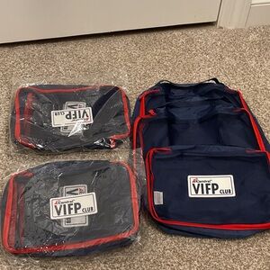 Carnival VIFP Club Navy Toiletry Bag Set